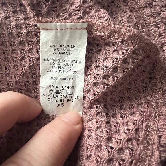 Blu Pepper Woman's Blush Waffle Knit Sleeveless Button Front Tank Top- Size XS - Picture 5 of 9